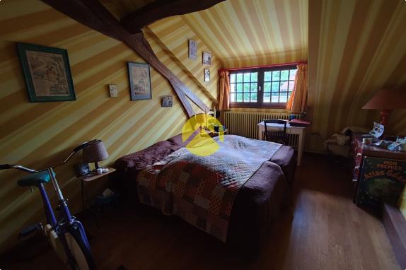 MAISON DE VILLAGE ET DEPENDANCE