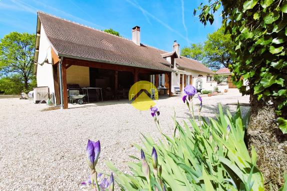 Fermette / Longere   de plus  1 Ha Ecueille, 5 pièces à vendre