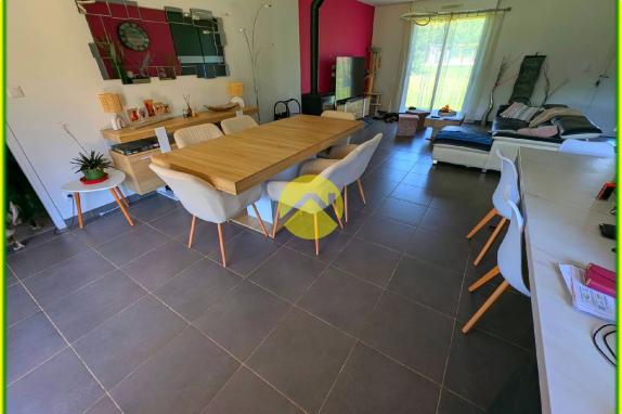 MAISON 4 CHAMBRES + Près