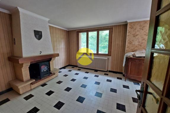 PAVILLON A RAFRAÎCHIR AVEC TERRAIN