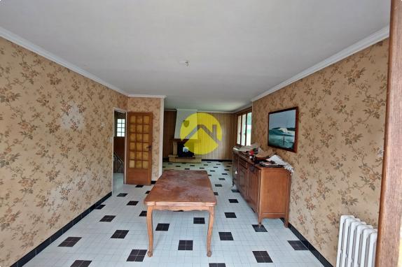 PAVILLON A RAFRAÎCHIR AVEC TERRAIN
