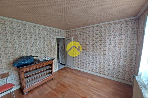PAVILLON A RAFRAÎCHIR AVEC TERRAIN