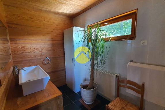 Maison sur 18 833 m²