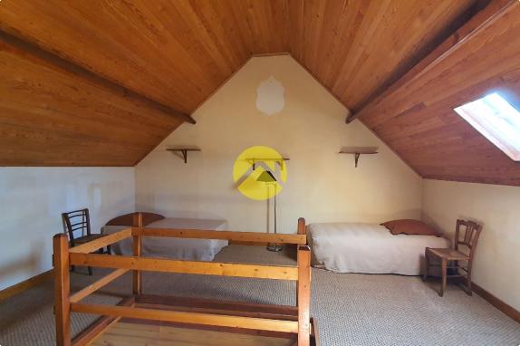 Maison sur 18 833 m²