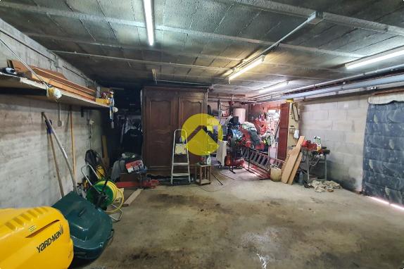 Maison sur 18 833 m²