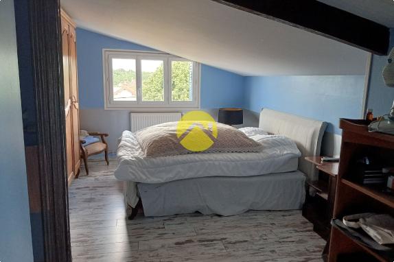 2 maisons et grands garages