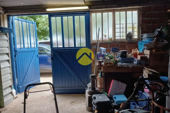 2 maisons et grands garages