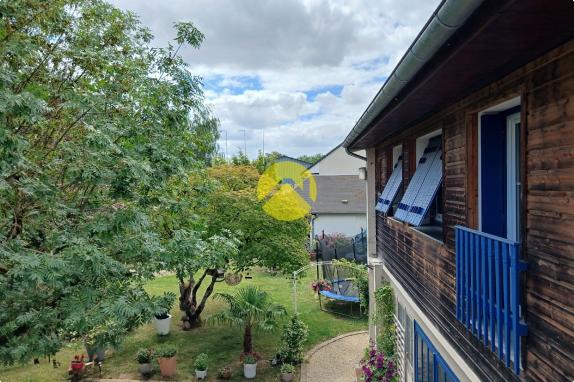 2 maisons et grands garages