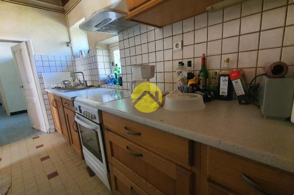 Maison familiale avec dépendances