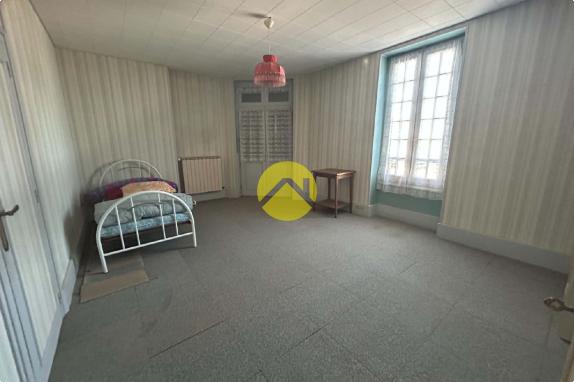 2 maisons avec garage et jardin