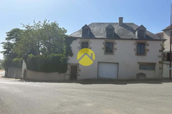 2 maisons avec garage et jardin