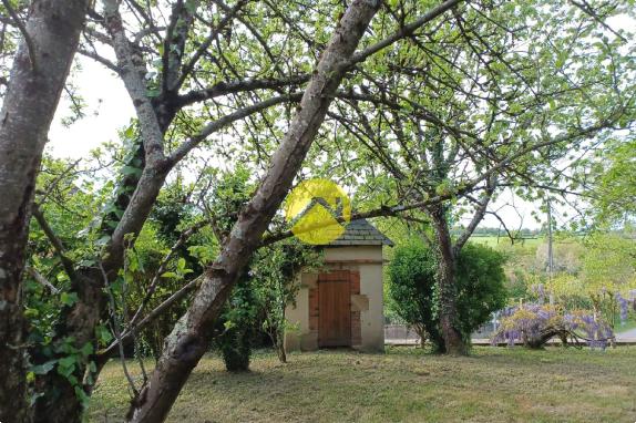 2 maisons avec garage et jardin