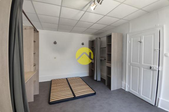 IMMEUBLE DE RAPPORT EN CENTRE-VILLE