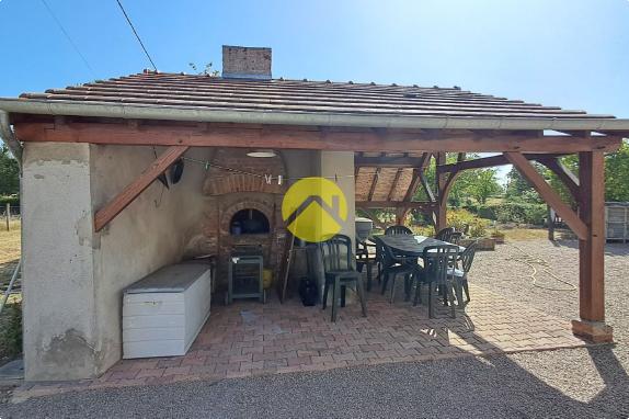 CHARMANTE PROPRIETE