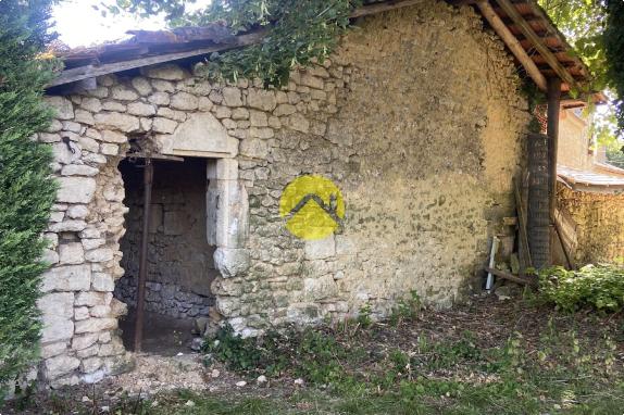 Belle maison en pierre