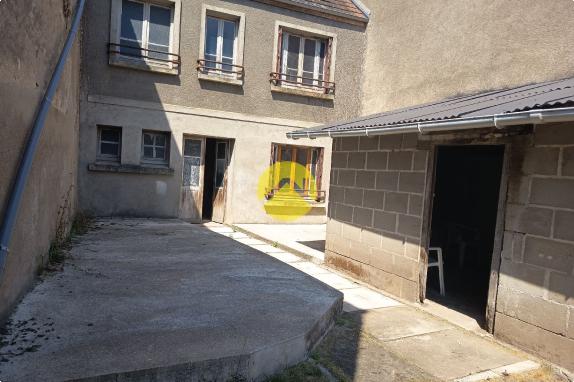 MAISON VILLE A RENOVER
