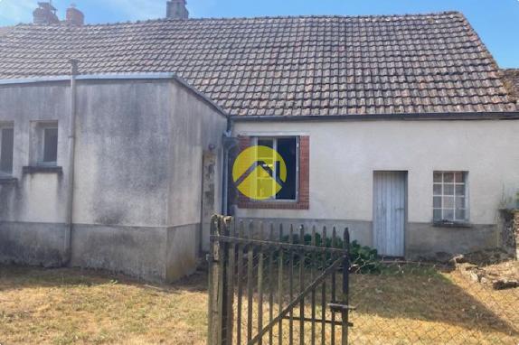 MAISON DANS HAMEAU