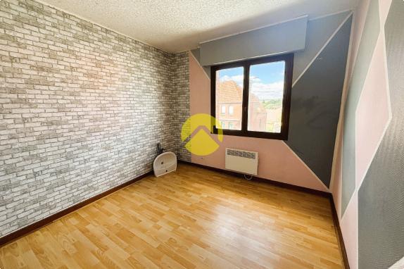Maison familiale avec jardin