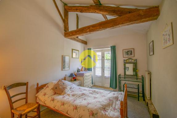 Maison avec gîte au centre bourg