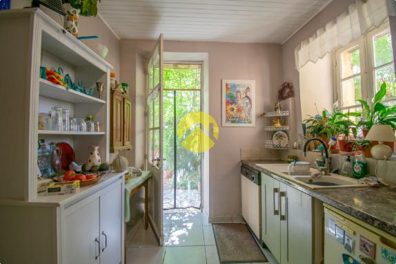 Maison avec gîte au centre bourg
