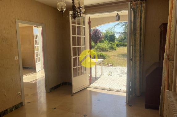 Maison 260m².7ch.Sous-sol.sur2400m²