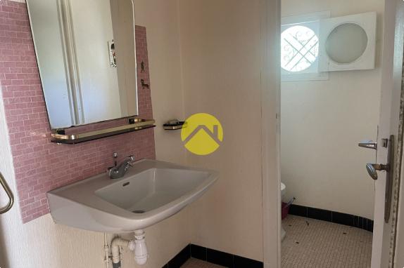 Maison 260m².7ch.Sous-sol.sur2400m²