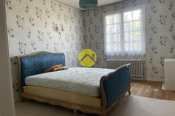 Maison 260m².7ch.Sous-sol.sur2400m²