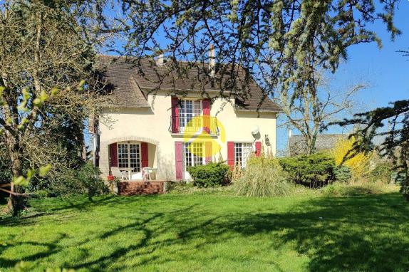 Maison 260m².7ch.Sous-sol.sur2400m²