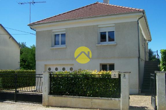 MAISON INDEPENDANTE TRES BON ETAT 
