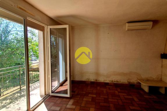 FAMILIALE, LUMINEUSE AVEC STUDIO 