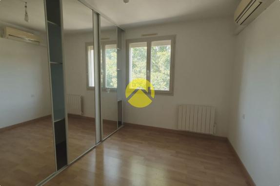 FAMILIALE, LUMINEUSE AVEC STUDIO 