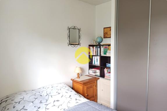 TRES JOLIE MAISON SUR SOUS SOL