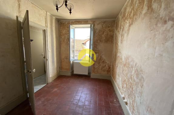 APPARTEMENT 80 m², 3 CHAMBRES