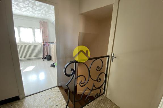 GRANDE MAISON PROCHE DE TOUT
