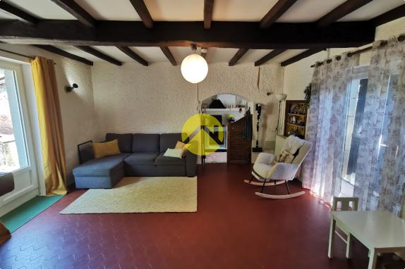 Belle maison en pierre 