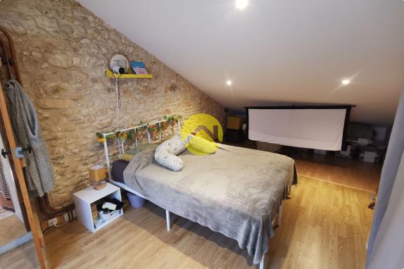 Belle maison en pierre 