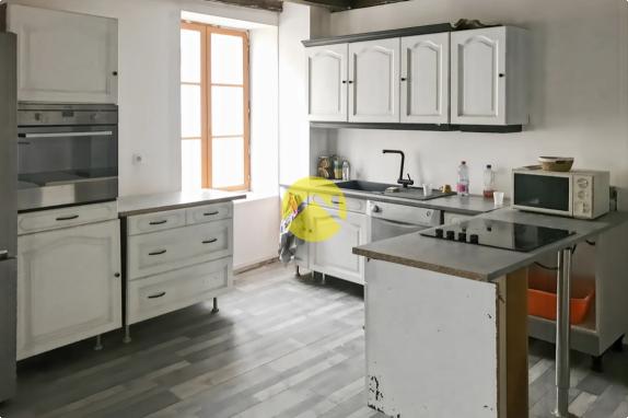 IMMEUBLEDE 360 M² 3 APPARTEMENTS