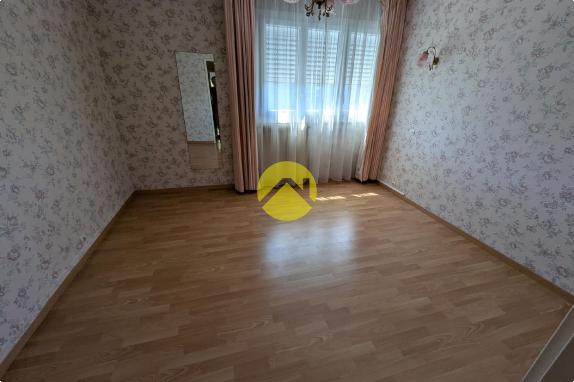 Apt T4. 87m².Garage.Parking.Cave