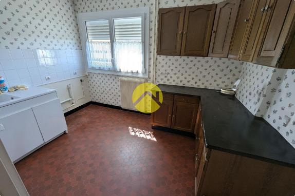 Apt T4. 87m².Garage.Parking.Cave
