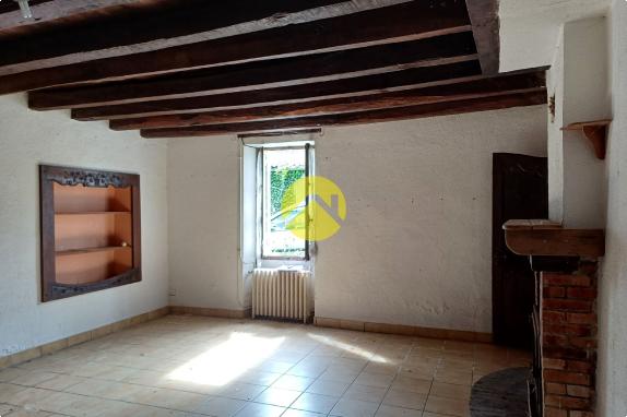 MAISON 85 M2 avec TERRAIN 2035 M2