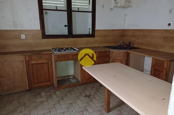 MAISON 85 M2 avec TERRAIN 2035 M2