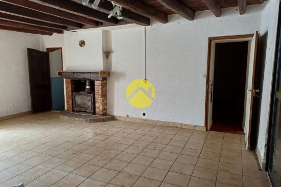 MAISON 85 M2 avec TERRAIN 2035 M2