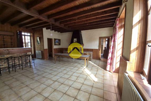 ANCIEN BAR ET H/R