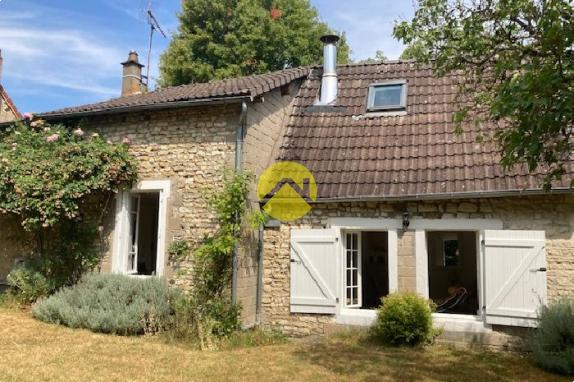 Maison / Pavillon Saint satur, 3 pièces à vendre