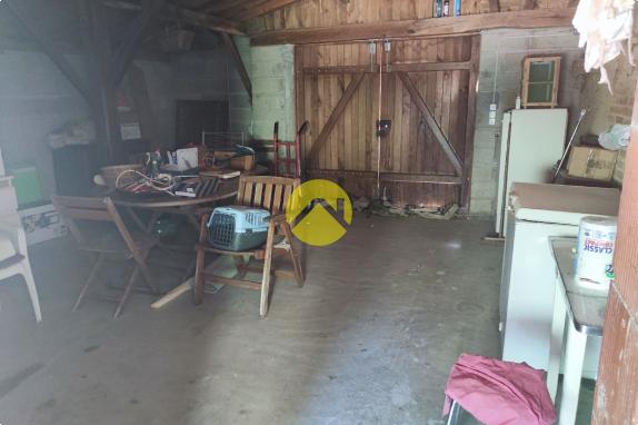 19683m² de terrain attenant...