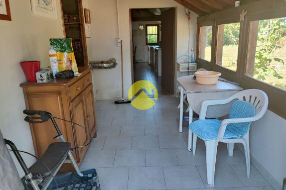 19683m² de terrain attenant...