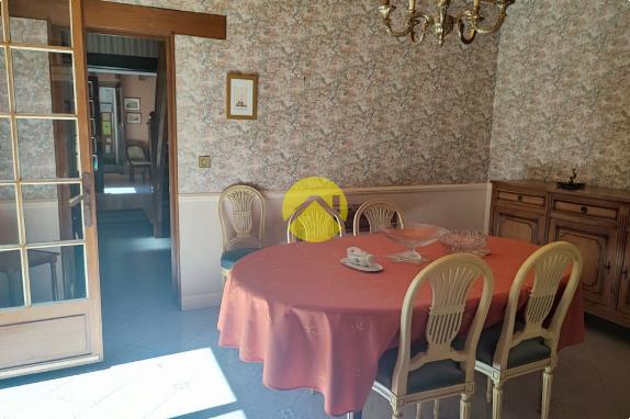 19683m² de terrain attenant...
