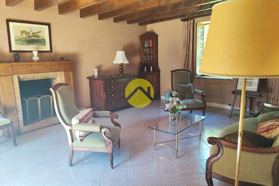 19683m² de terrain attenant...