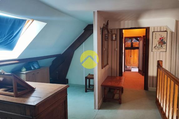 19683m² de terrain attenant...