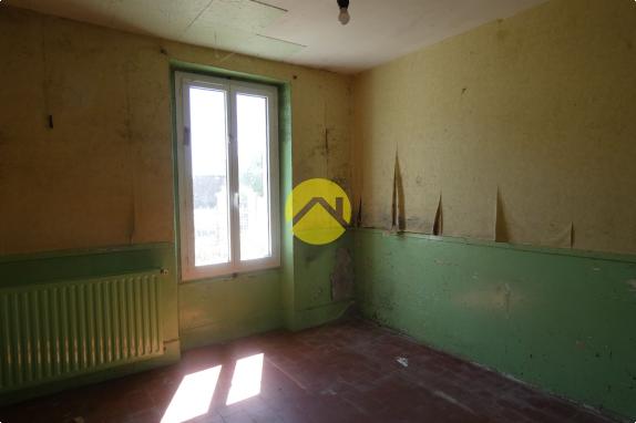 MAISON A RENOVER